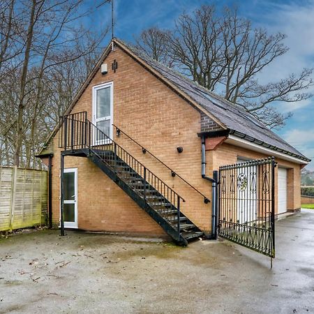 Beautiful Country Apartment, Rated Exceptional 考文垂 外观 照片